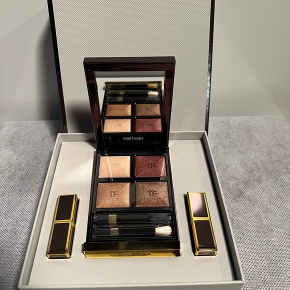 Tom Ford Eye & Mini Lip Set - Picture 3 of 4